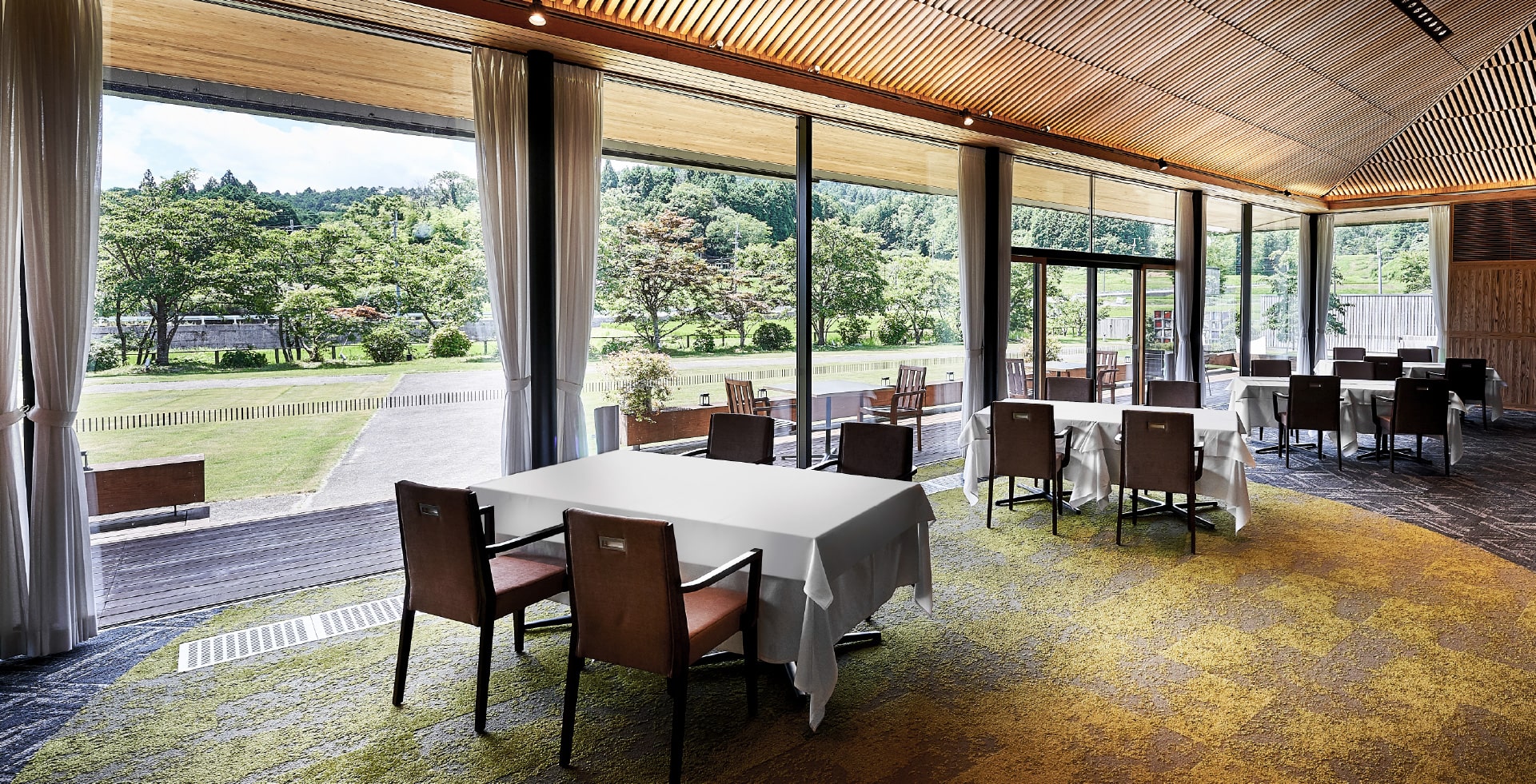 レストランのご案内