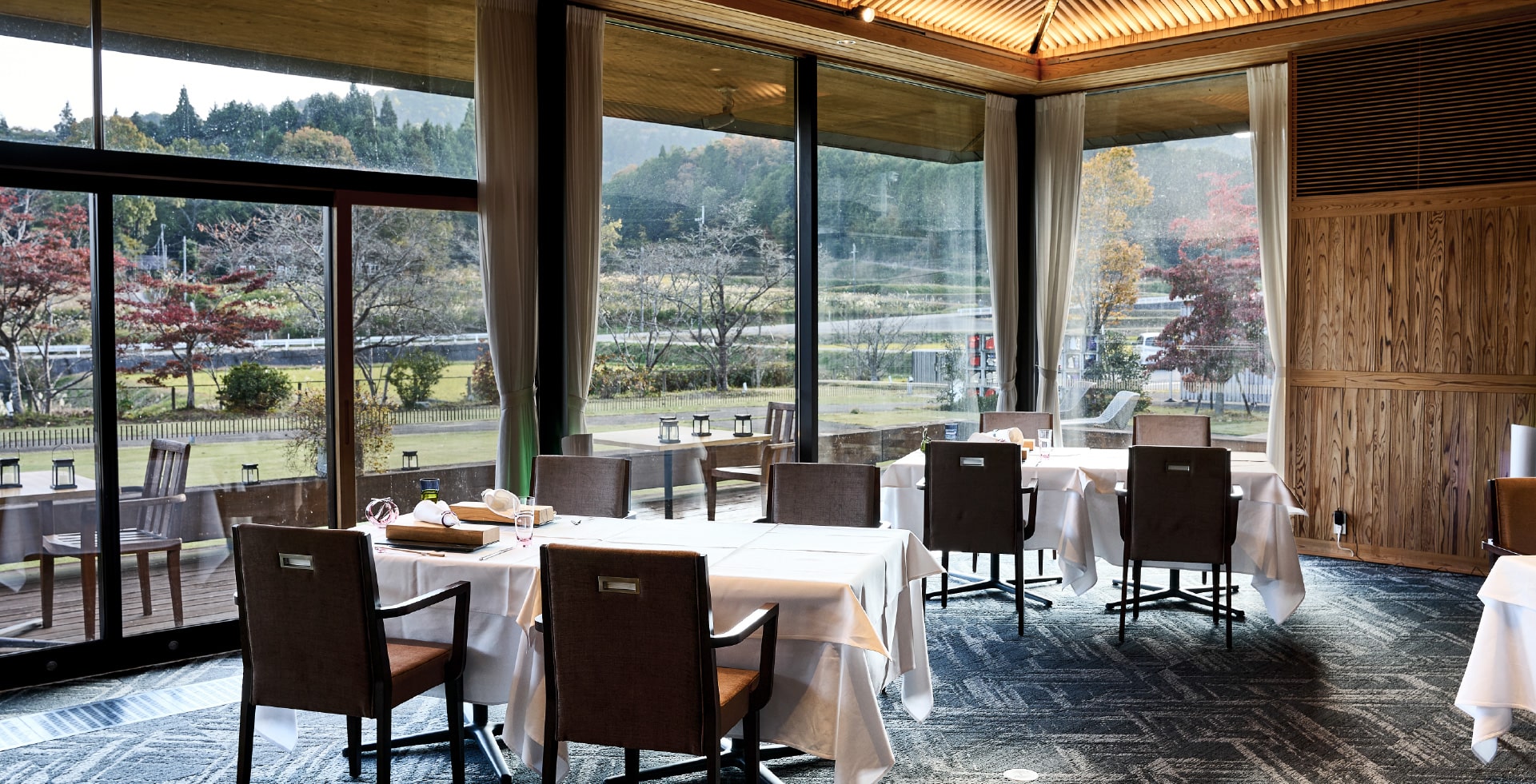 レストランのご案内