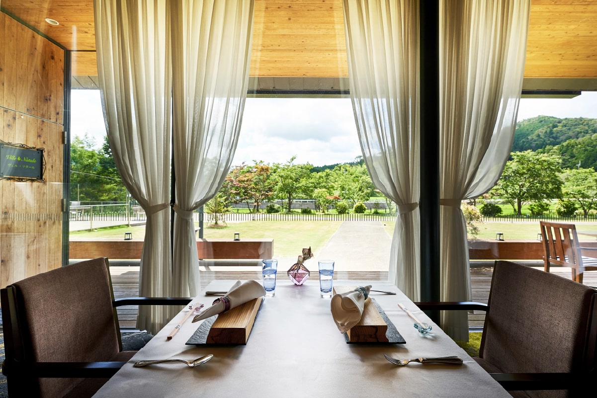 レストラン　ヴェルナタール