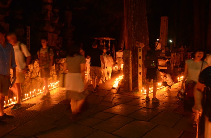 高野山　ろうそく祭り（萬燈供養会）