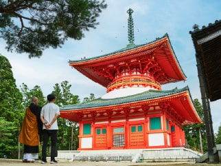 おすすめ“僧侶と巡る高野山聖地ツアー”プラン
